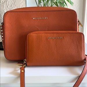 Michael Kors Jet Setter Duo